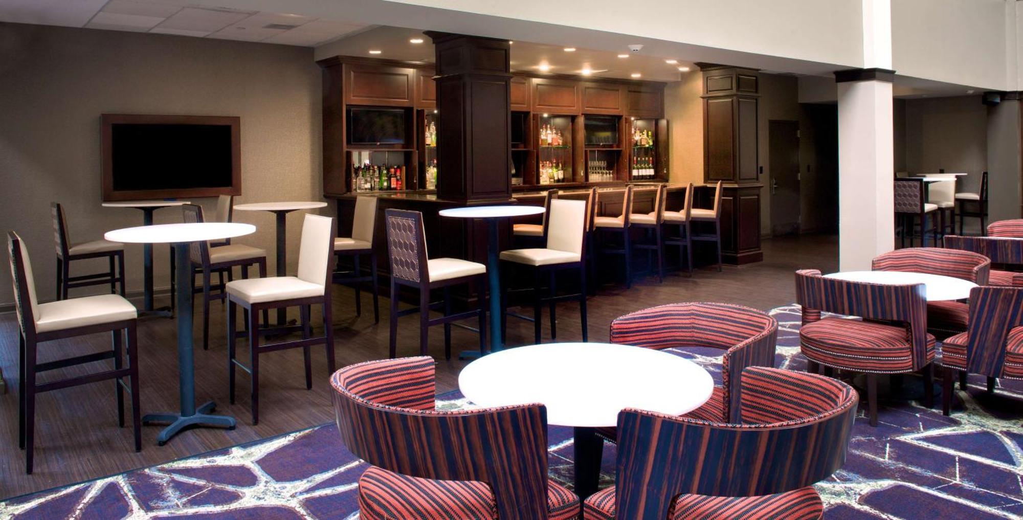 Embassy Suites By Hilton Philadelphia Airport Extérieur photo